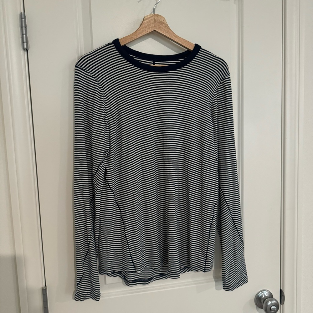 Lululemon Hold Tight Long Sleeve Shirt in Club Blue - Picture 3 of 4